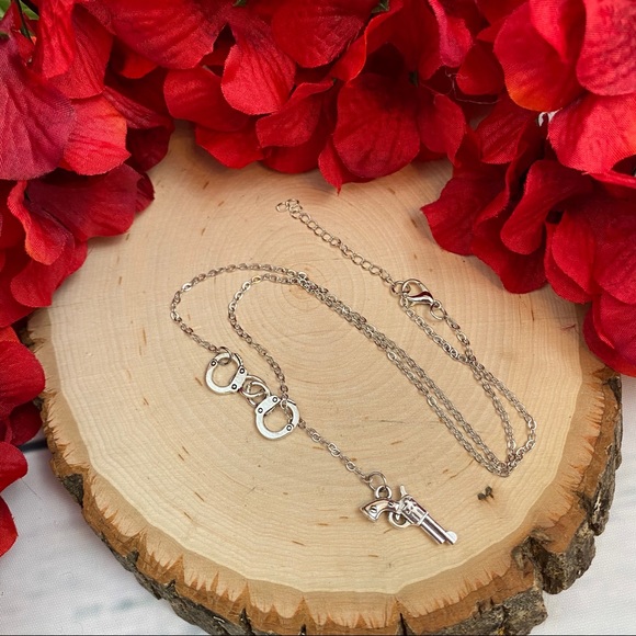 Handcuff and Gun Pendant Y-Necklace - Picture 10 of 13